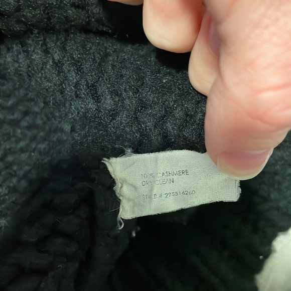 Club Monaco thick black turtleneck 100% cashmere size S - Picture 3 of 3